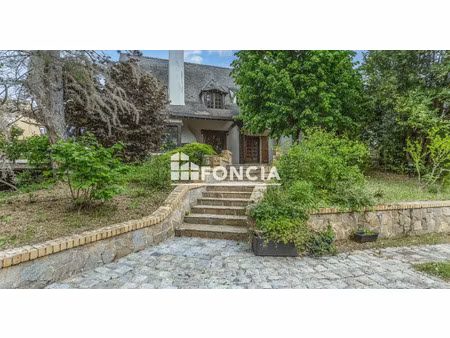 vente maison 10 pièces 260 m² à verrieres-le-buisson (91370)  890 000 €