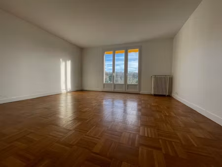 appartement 2 pièces 59m²/ 1ch