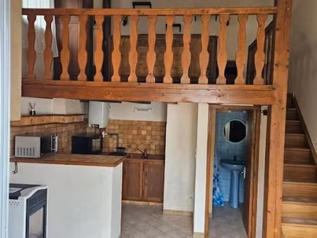 location meublée appartement 1 pièce 40 m² à la mure-argens (04170)  600 €