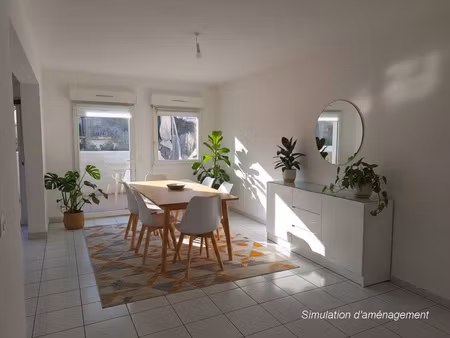 spacieux t3 avec terrasse et 2 parkings privés quartier de