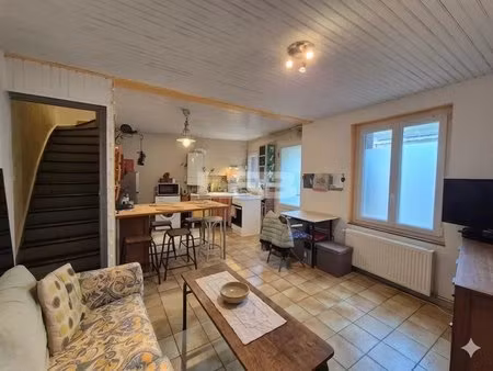 maison de ville beaumont-sur-oise | 3 pièces | jardin privatif 60 m² | dépendances aménage