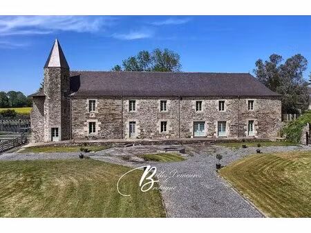 a vendre domaine avec son manoir et dépendances sur 5 5 hectares  finistère