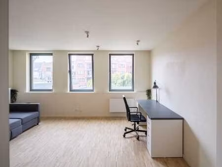 instapklaar stadsappartement met 1 slaapkamer en epc b-sc...