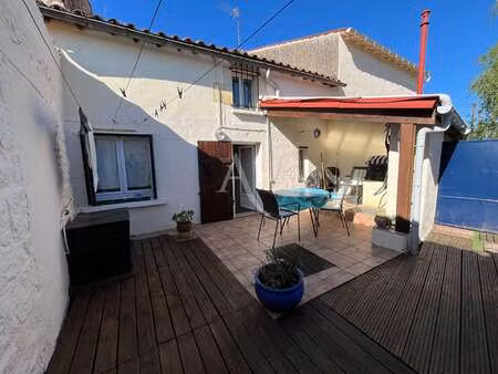 vente maison à pissotte (85200) : à vendre / 89m² pissotte