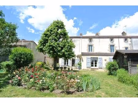 vente maison à clisson (44190) : à vendre / 206m² clisson