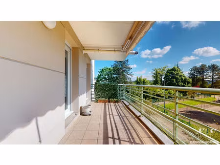 besancon - palente - appartement avec balcon cave et garage