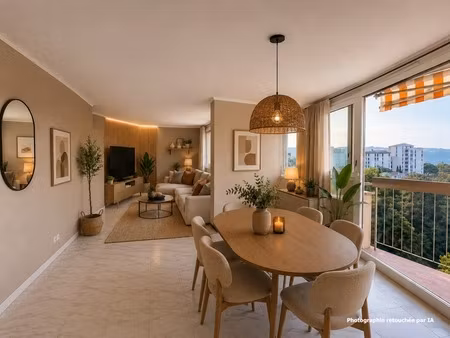 appartement 5 pièces avec terrasse  aperçu mer et stationnement privé