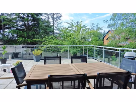 location meublée chambre 1 pièce 15 m² à charbonnières-les-bains (69260)  600 €