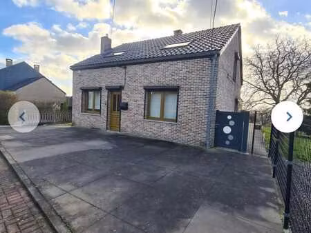 villa: faire offre à partir de 330 000€