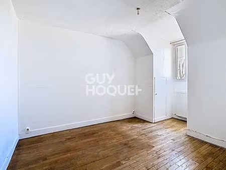 appartement 3 pièces à vendre à crépy en valois - dernier étage  jardin et cave.