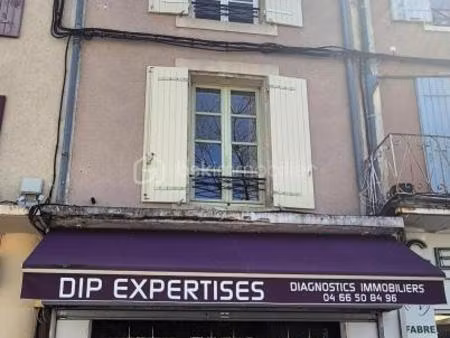 maison à usage d'habitation et de commerce