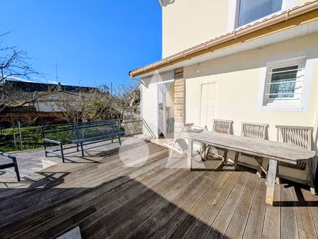maison familiale avec jardin - 10 min gare