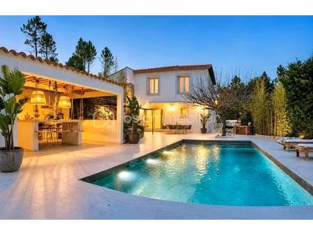 maison de 140 m² à les adrets-de-l'esterel