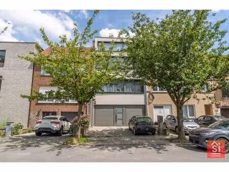 appartement lumineux 2 chambres entièrement rénové