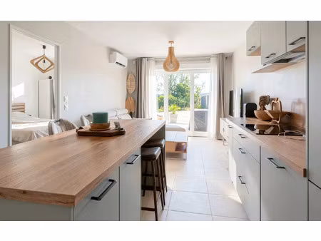 appartement trets 39.98 m² t-2 à vendre  245 000 €