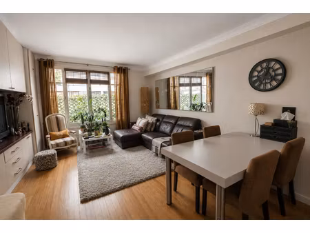 appartement paris 4 pièce(s) 76 m2