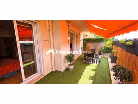 antibes rez-de-chaussée 3 pièces 81 m² avec garage fermé + parking privatif