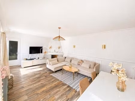 exclusivité – maison 3 chambres avec véranda  terrasse  sous-sol et parking – proche gare