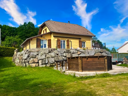 vosges  la housiere  jolie maison de quatre chambres avec pi