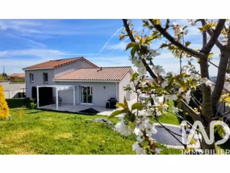 maison à luriecq (42380)