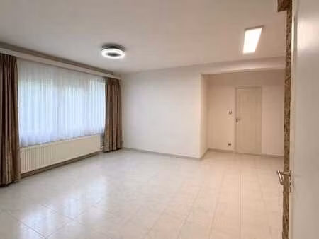 appartement 83m2 + terrasse disponible maintenant anderlecht