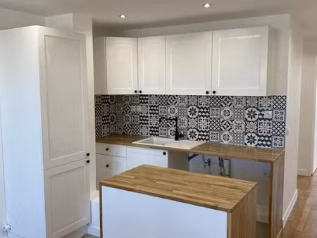 location appartement 2 pièces 43 m² à la garenne-colombes (92250)  1 580 €