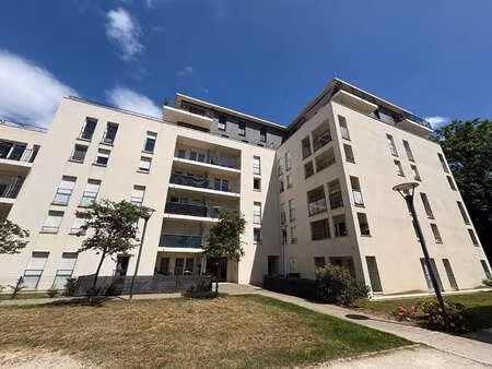location appartement 2 pièces à caen (14000) : à louer 2 pièces / 38m² caen