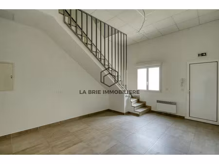 location appartement 3 pièces 58.33 m² à varennes-jarcy (91480)  896 €