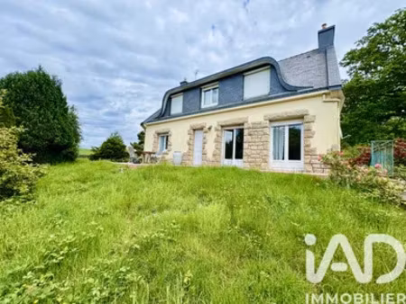 maison traditionnelle à caudan (56850)