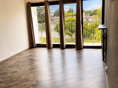 studio balcon parking - talence/bagatelle
