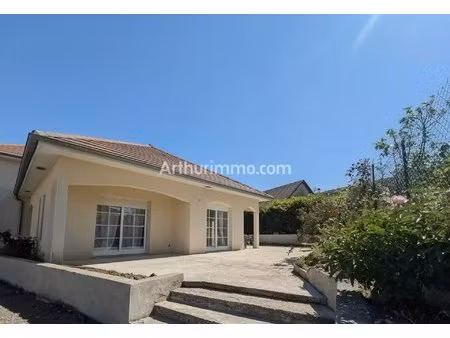maison contemporaine aux beaux volumes