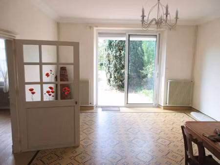 location maison meublé à machecoul (44270) : à louer meublé / 110m² machecoul
