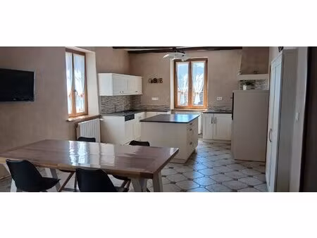 domaine rural rénové   maison   2 logements vaste dépendance