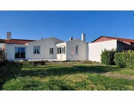 vente maison à bouin (85230) : à vendre / 120m² bouin