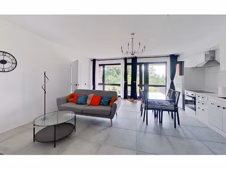 location appartement  48.67 m² t-2 à lyon 9  860 €