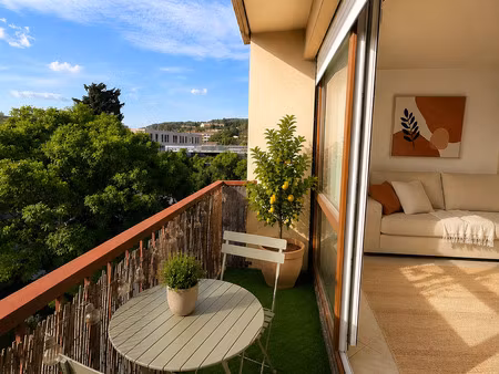appartement 1 pièce - 28 m²