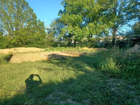 terrain de 1 608 m² à villereal