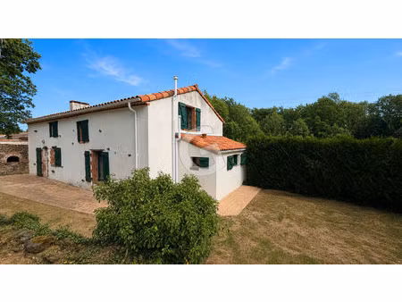 maison - 5 pieces - 150 m² - a vendre - saint vincent sur graon