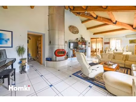 maison/villa t12 de 394 m2 à arles 13200