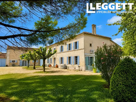annonce vente maison 8 pièces de 224m2 à segonzac (16130) - paruvendu.fr ref 992786357703