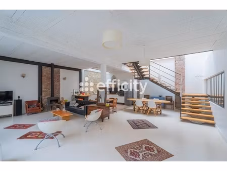 maison 6 pièces - 200 m²