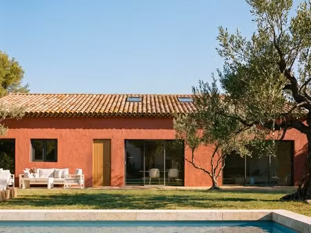 coup de cœur - villa d’exception à rénover au village des salins à hyères - jardin sud &..