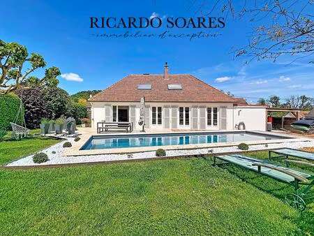 60940 cinqueux - maison de charme 150m² / 4 chambres / maginifque piscine / jardin 1488m²
