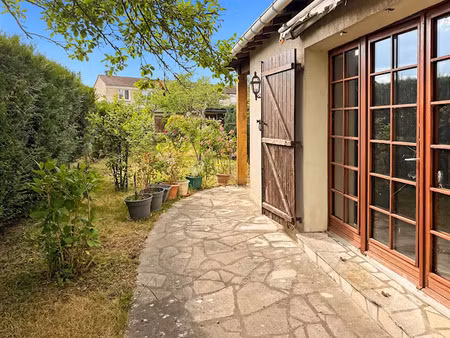 vente maison 5 pièces 114 m² à sainte-genevieve-des-bois (91700)  280 000 €