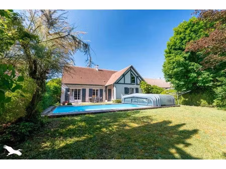 vente maison 6 pièces 169 m² à mehun-sur-yèvre (18500)  317 700 €