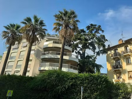 location appartement 4 pièces 80 m² à nice (06000)