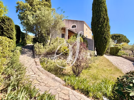 villa 5  quatre chambres avec jardin & grand garage à saint