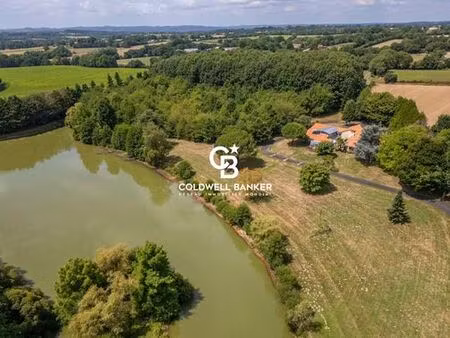 maison de luxe de 8 pièces en vente à les herbiers  pays de la loire