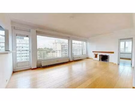 chant d'oiseau: bel appartement 3 chambres +/- 104m2