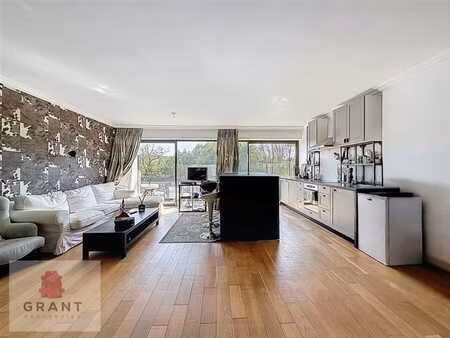 limite wsl - flat +- 45m² avec belle terrasse plein sud